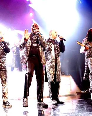 Earth Wind And Fire Greensboro