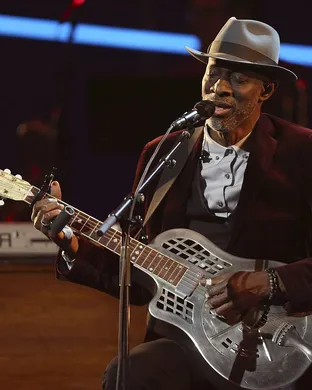 Keb Mo Greensboro